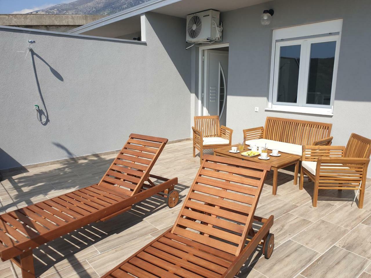 Best View Apartments Cesarica Exterior photo